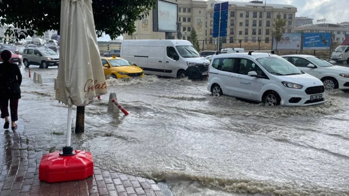 Bakanlık Uyardı: Bu Hafta Sağanak Yağıştan Geçilmeyecek