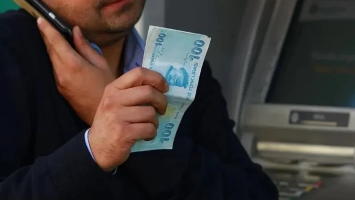 Emekli Promosyonlarında Son Bir Hafta Kaldı: Nisan Ayı Gelmeden Promosyonu Artıran Bankalar!